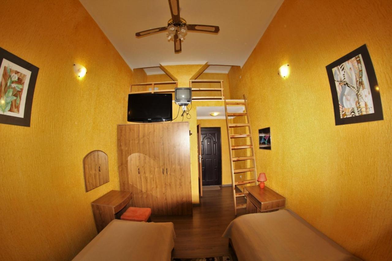 Aparthotel Gosciniec Glucholazy Zdroj Exterior foto